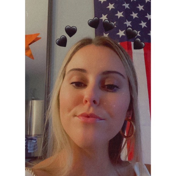 Meet your Posher, Ali - Picture 1 of 1